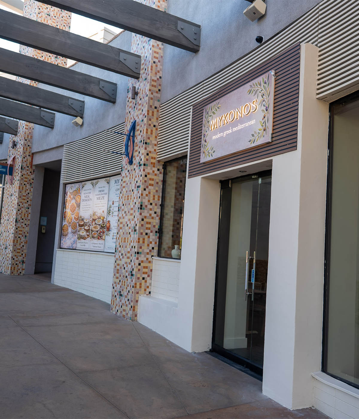 The River shopping and dining destination in Rancho Mirage, where Mykonos is located.